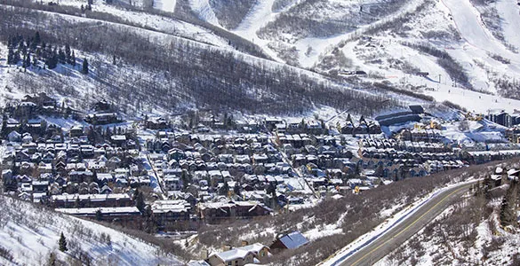 top-ski-resorts-for-romantic-winter-getaways-mid-content-4